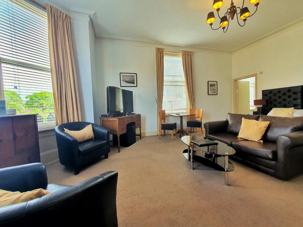 Rowntree Lodge Скарборо Екстер'єр фото